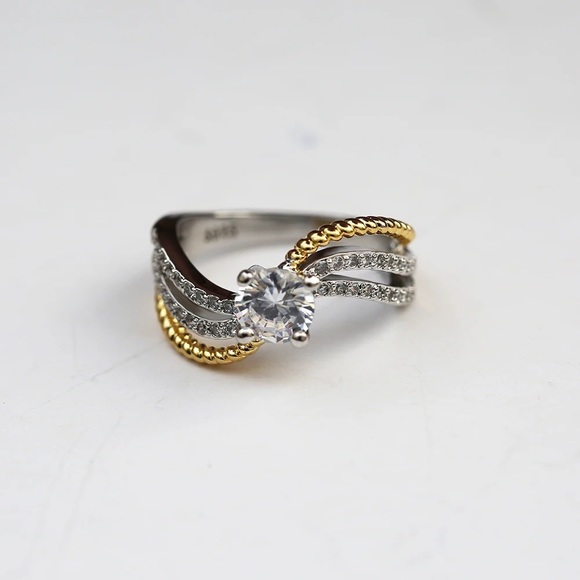 New Women’s Teo Tone 925 Silver Twisted Diamond Ring - Picture 4 of 4
